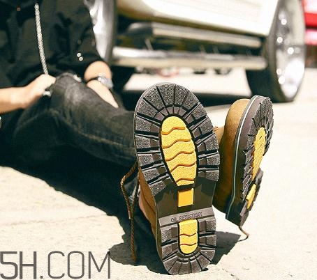 頭層牛皮會掉皮嗎？頭層牛皮會掉色嗎？