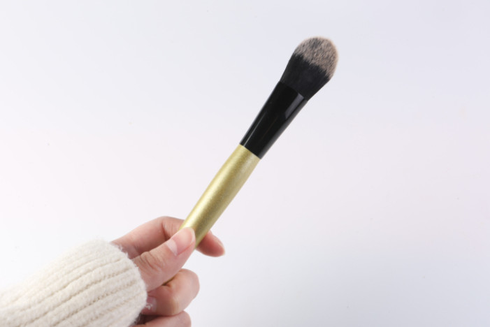 化妝刷子的名稱和用途 你需要哪幾把化妝刷 化妝刷子的名稱和用途 你需要哪幾把化妝刷