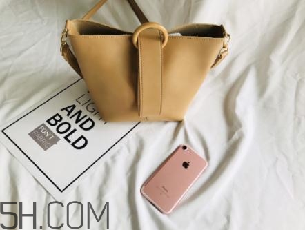 rooty包包怎么樣？rooty包包是真皮的嗎？