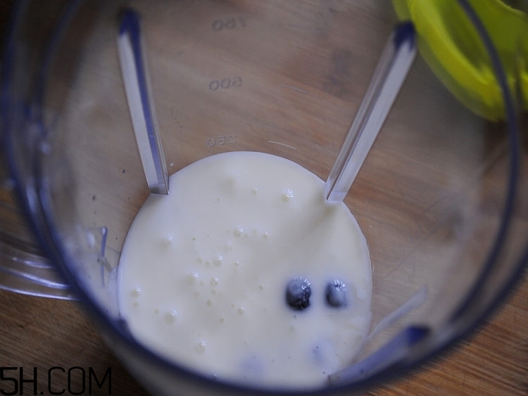 孕婦吃藍(lán)莓對胎兒有什么影響？哺乳期吃藍(lán)莓需要注意什么？