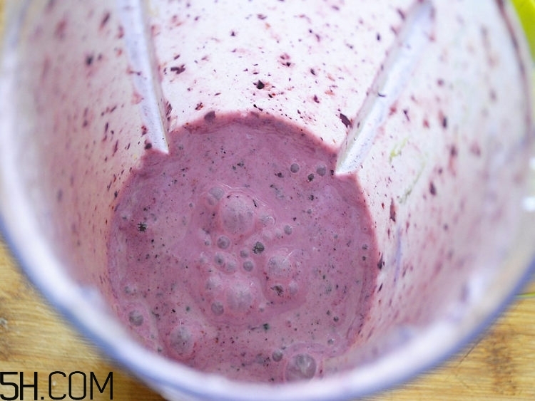 孕婦吃藍(lán)莓對胎兒有什么影響？哺乳期吃藍(lán)莓需要注意什么？