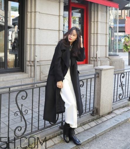 冬天穿白色褲子好看嗎？冬天白色褲子搭配圖片