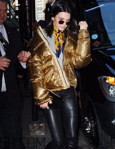 2018年流行什么大衣？2018流行大衣顏色