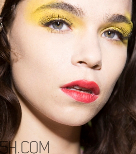 2018年流行什么眼妝？2018年流行眼妝趨勢(shì)