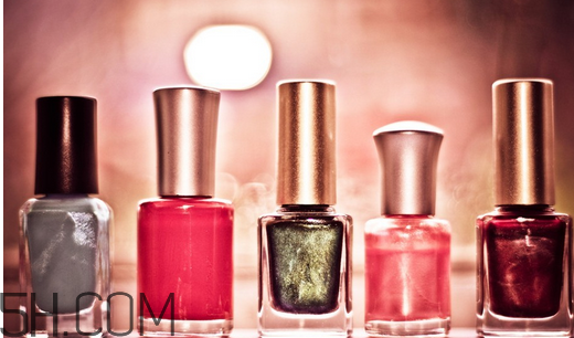 指甲油干了怎么辦？指甲油干了加酒精可以嗎？