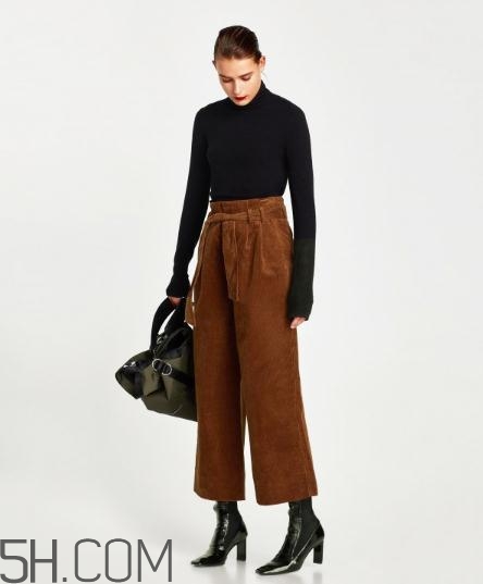 焦糖色闊腿褲配什么鞋子？焦糖色闊腿褲搭配鞋子圖片