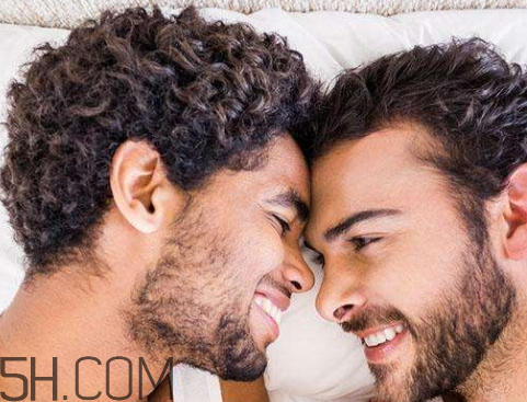 說男的彎了什么意思 男生彎了是什么意思 說男的彎了什么意思 男生彎了是什么意思