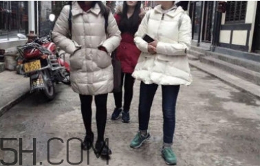羽絨服怎么搭配好看 一周五天不重樣 羽絨服怎么搭配好看 一周五天不重樣