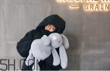 羽絨服怎么搭配好看 一周五天不重樣 羽絨服怎么搭配好看 一周五天不重樣