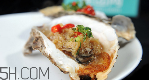 生蠔生吃的做法 吃生蠔要注意什么 生蠔生吃的做法 吃生蠔要注意什么