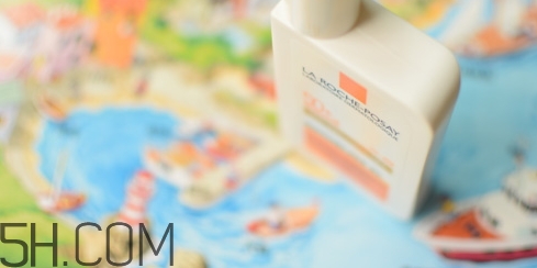 理膚泉大哥大防曬金標(biāo)和綠標(biāo)哪個(gè)好_區(qū)別 理膚泉大哥大防曬金標(biāo)和綠標(biāo)哪個(gè)好_區(qū)別