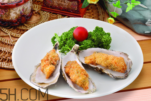 生蠔和雞蛋可以一起吃嗎？生蠔不熟可以吃嗎？