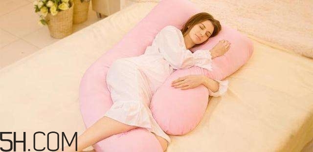 睡覺不關(guān)燈的危害有哪些？如何正確的睡個美容覺？