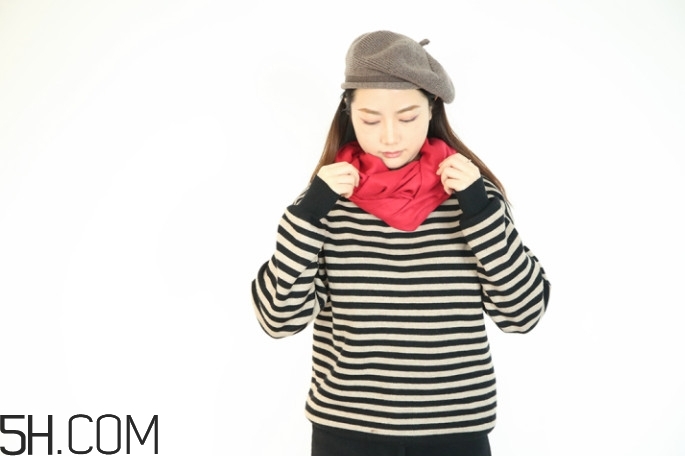 圍巾怎么圍好看圖解 讓你溫暖整個(gè)冬季 圍巾怎么圍好看圖解 讓你溫暖整個(gè)冬季