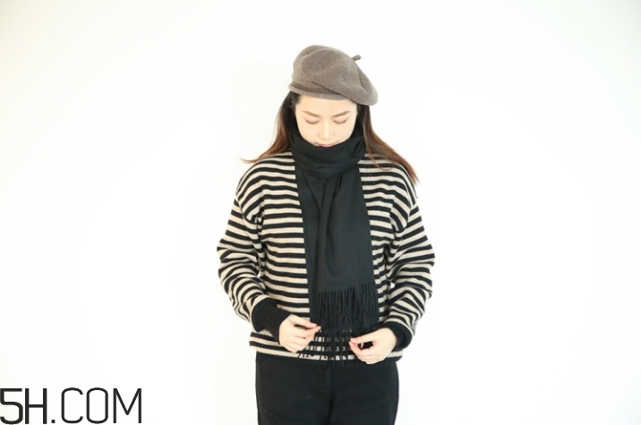 圍巾怎么圍好看圖解 讓你溫暖整個(gè)冬季 圍巾怎么圍好看圖解 讓你溫暖整個(gè)冬季