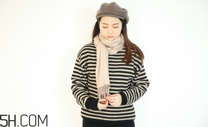 圍巾怎么圍好看圖解 讓你溫暖整個(gè)冬季 圍巾怎么圍好看圖解 讓你溫暖整個(gè)冬季