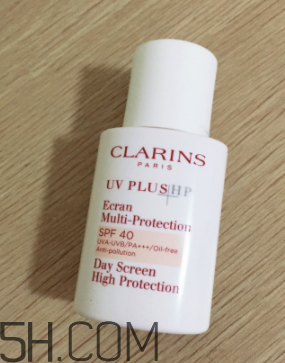 嬌韻詩隔離霜好不好用？嬌韻詩隔離霜油嗎？