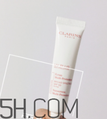 嬌韻詩隔離霜好不好用？嬌韻詩隔離霜油嗎？