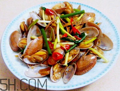 花甲的熱量是多少？花甲里面的黑色東西是屎嗎？