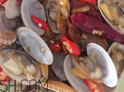 花甲的熱量是多少？花甲里面的黑色東西是屎嗎？