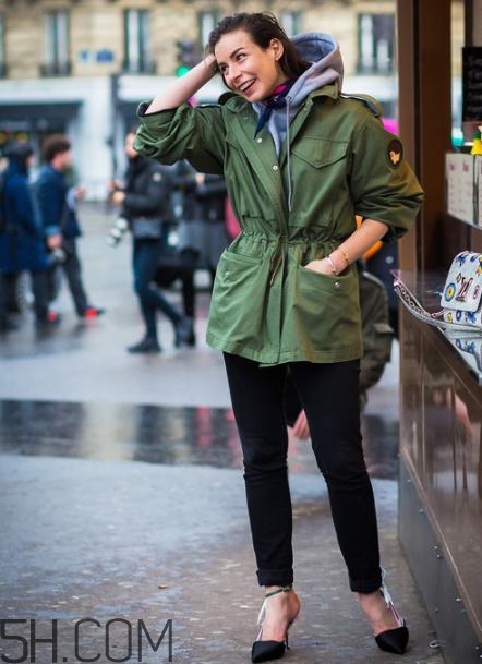 派克大衣搭配什么鞋子？派克大衣搭配鞋子圖片