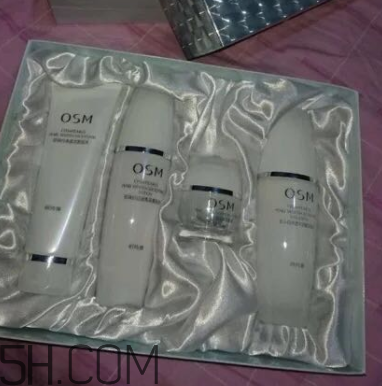 歐詩(shī)漫哪個(gè)套盒性價(jià)比最高？歐詩(shī)漫補(bǔ)水套盒與美白套盒對(duì)比