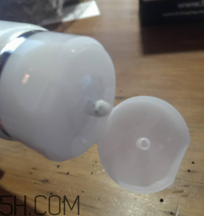 歐詩漫珍珠白套裝使用心得 歐詩漫珍珠白套裝評測 歐詩漫珍珠白套裝使用心得 歐詩漫珍珠白套裝評測