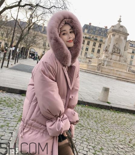 羽絨服充絨量和含絨量什么區(qū)別？羽絨服充絨量多少暖和？