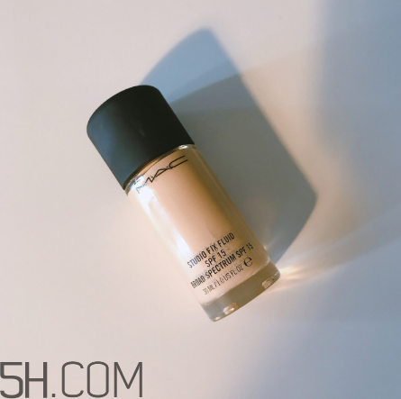 混油皮粉底液推薦 混油皮粉底液使用心得 混油皮粉底液推薦 混油皮粉底液使用心得