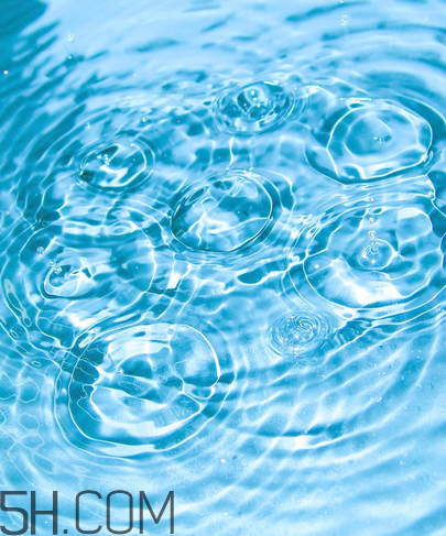 雙氧水會(huì)腐蝕皮膚嗎？雙氧水會(huì)揮發(fā)嗎？