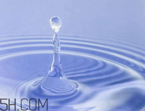 雙氧水會腐蝕銀耳釘嗎？雙氧水會腐蝕木板嗎？