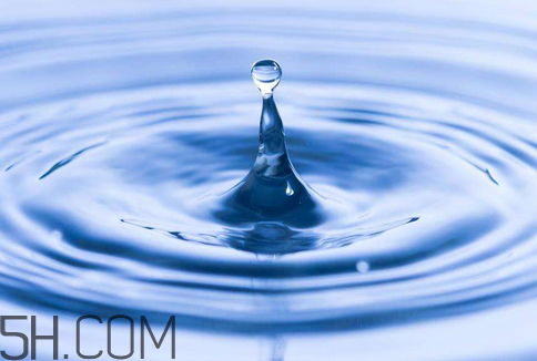 雙氧水會腐蝕銀耳釘嗎？雙氧水會腐蝕木板嗎？