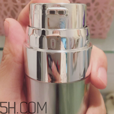 倩碧淡斑精華能見(jiàn)光嗎？有效嗎？