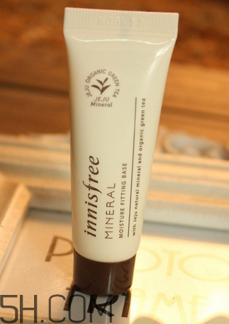 悅詩風(fēng)吟隔離霜成分 悅詩風(fēng)吟隔離霜使用心得 悅詩風(fēng)吟隔離霜成分 悅詩風(fēng)吟隔離霜使用心得