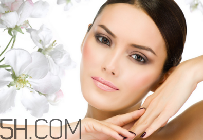 做完超聲刀后怎樣選用補(bǔ)水產(chǎn)品？超聲刀做完能敷面膜嗎？