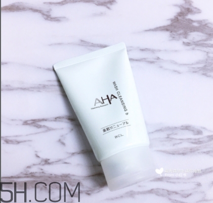 aha果酸洗面奶好用嗎？aha果酸洗面奶傷皮膚嗎？
