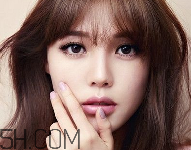 做完超聲刀后怎樣選用補(bǔ)水產(chǎn)品？超聲刀做完能敷面膜嗎？