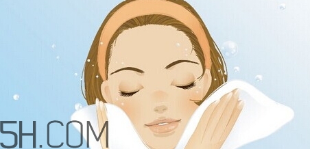 濕敷和面膜哪個(gè)先用？濕敷和面膜的順序