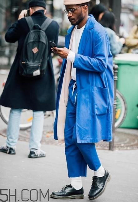 男士九分褲配什么襪子好看？男士九分褲搭配襪子圖片