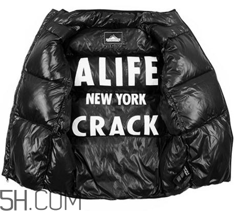 alife與penfield聯(lián)名羽絨服多少錢_在哪買？