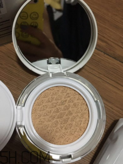 蘭芝啞光氣墊霜能防曬嗎？有哪些功效？