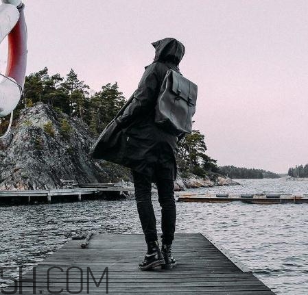 rains雙肩包怎么樣？rains雙肩包好嗎？