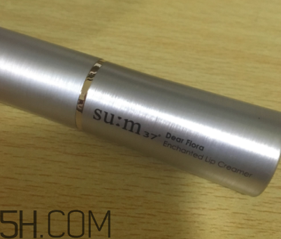 sum37悅色口紅沾杯嗎？持妝效果怎么樣？