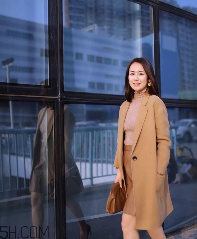 駝色長款大衣怎么搭配 7款最實惠搭配 駝色長款大衣怎么搭配 7款最實惠搭配