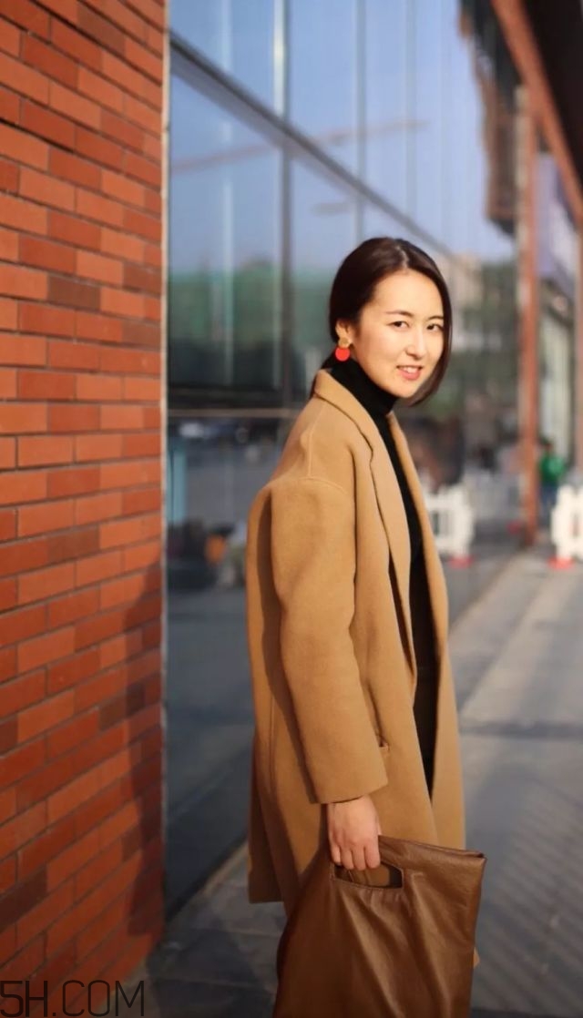 駝色長款大衣怎么搭配 7款最實惠搭配 駝色長款大衣怎么搭配 7款最實惠搭配