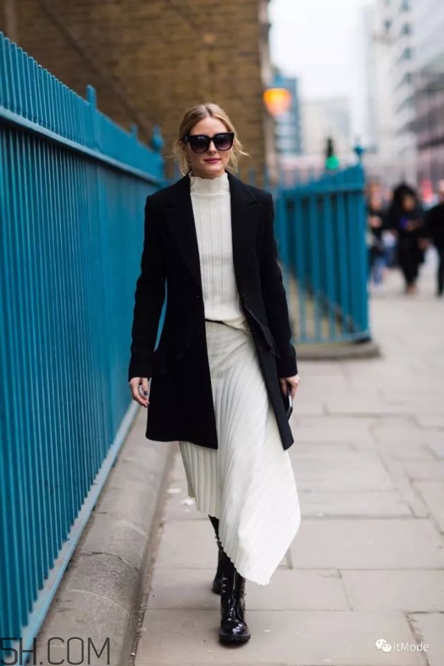 黑色長(zhǎng)款大衣搭配圖片 四種經(jīng)典配色指南 黑色長(zhǎng)款大衣搭配圖片 四種經(jīng)典配色指南