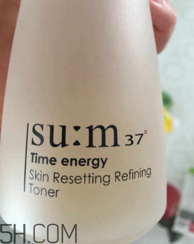 sum37修膚水是爽膚水嗎？功效是什么？