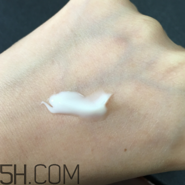 su:m37度呼吸面霜什么功效？適合什么年齡？