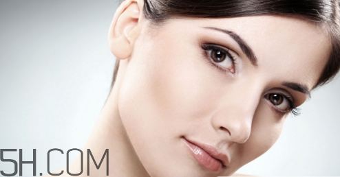 紋眼線后化妝了怎么卸妝？化妝棉和卸妝棉用法