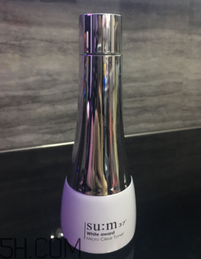 su:m37度呼吸爽膚水什么功效？適合什么膚質(zhì)？